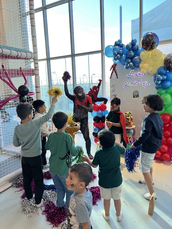 Fly In play and Craft — Cafés with Play Areas in Ajman
