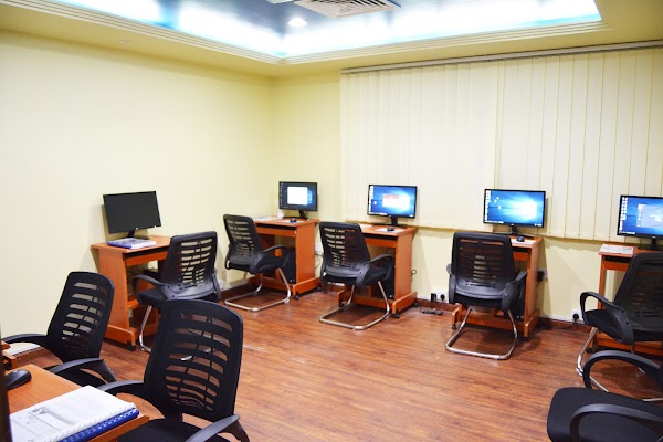 VIVID COMPUTER TRAINING — Coding in Dubai