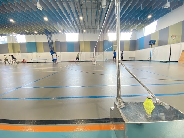 Smash Sports Academy — Swimming in Dubai