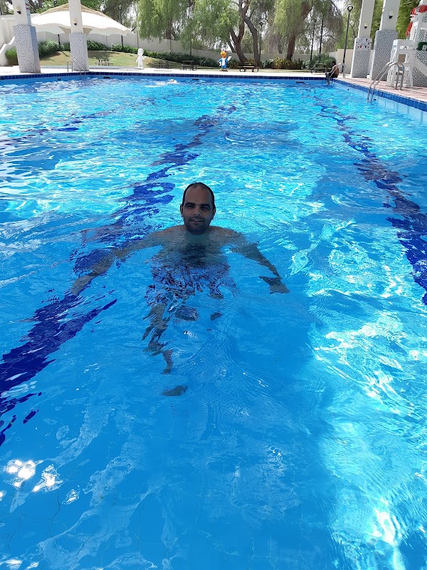 Swimming Pool Shooroq Mirdif — Swimming in Dubai