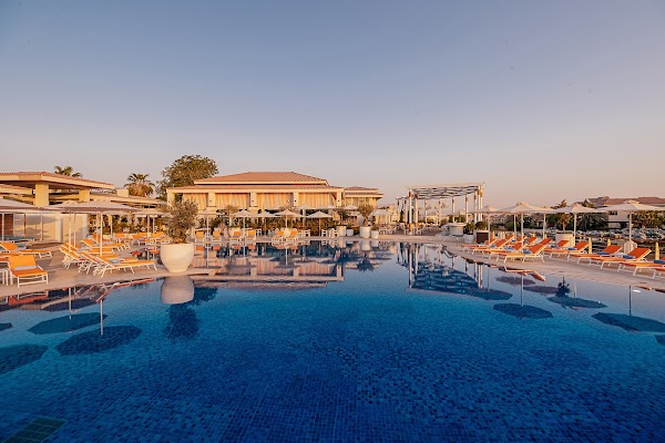 Urban Swim Academy - Jumeirah Islands Club — Swimming in Dubai